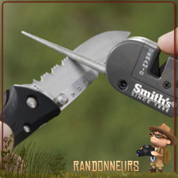 Affuteur Pocket PAL SMITHs pour aiguiser sa lame de couteau en randonnée bushcraft